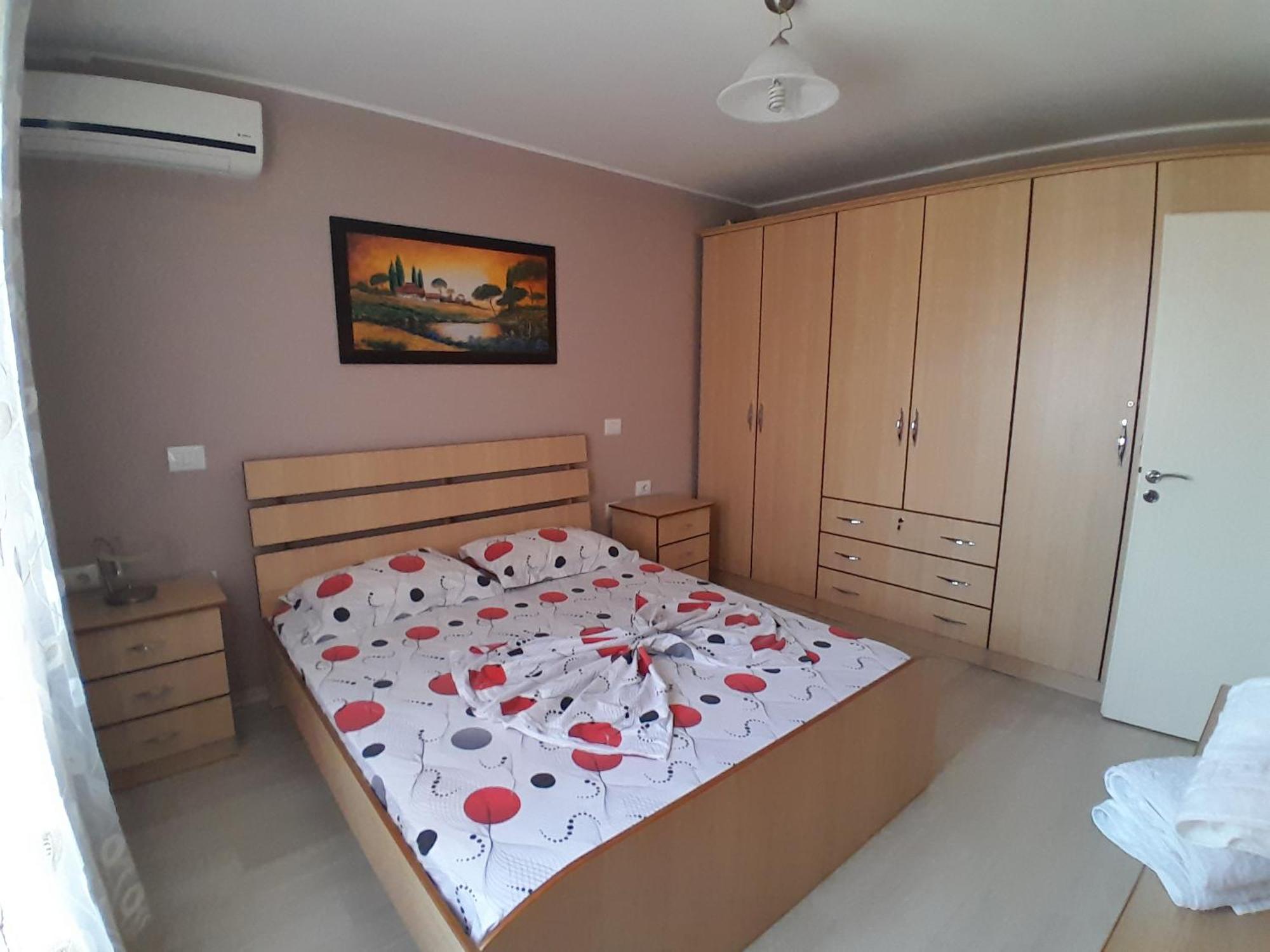 Cufaj Apartaments Shkodra Extérieur photo